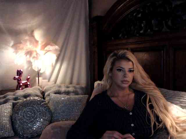 GwenTaylor webcam
