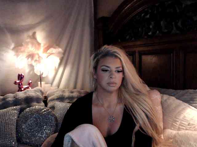 GwenTaylor webcam