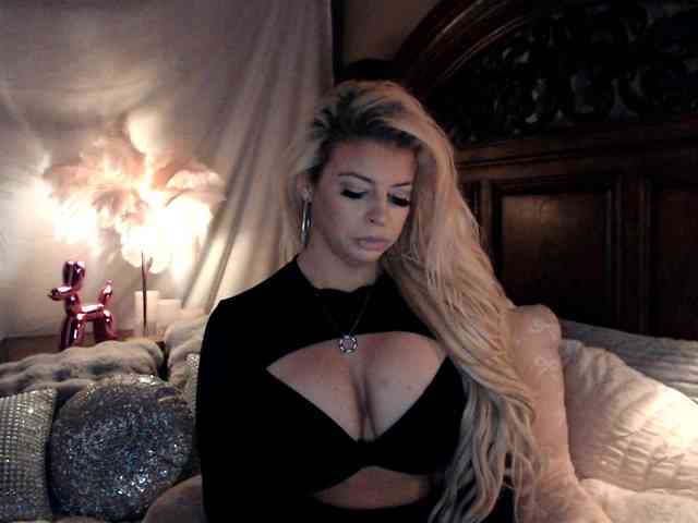 GwenTaylor webcam