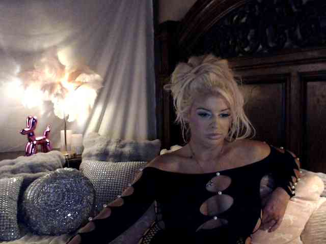 GwenTaylor webcam