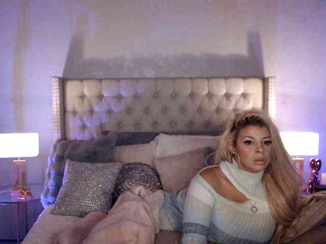 xtinastar Live Webcam on BongaCams