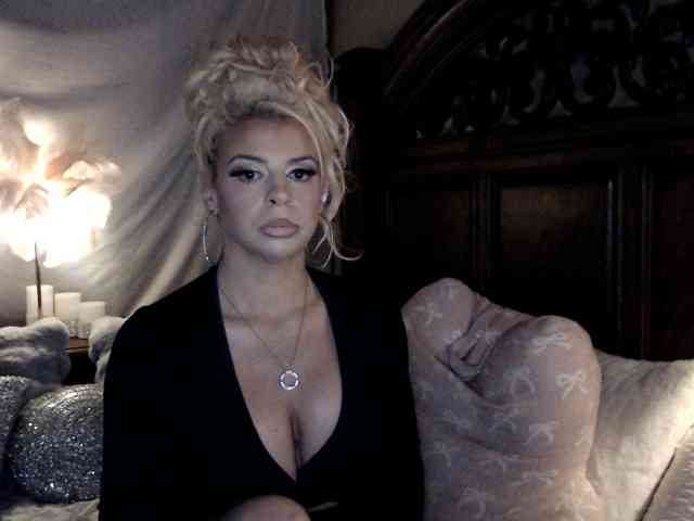 GwenTaylor webcam