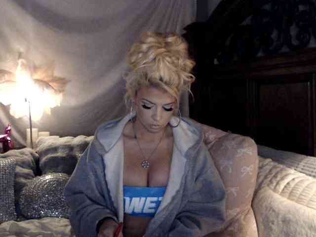 GwenTaylor webcam