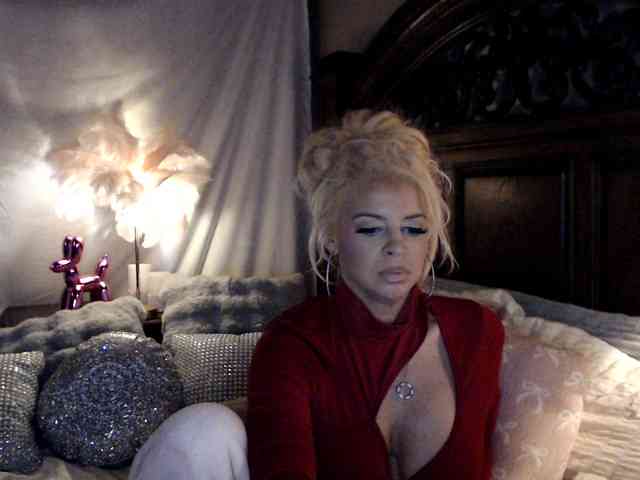 GwenTaylor webcam