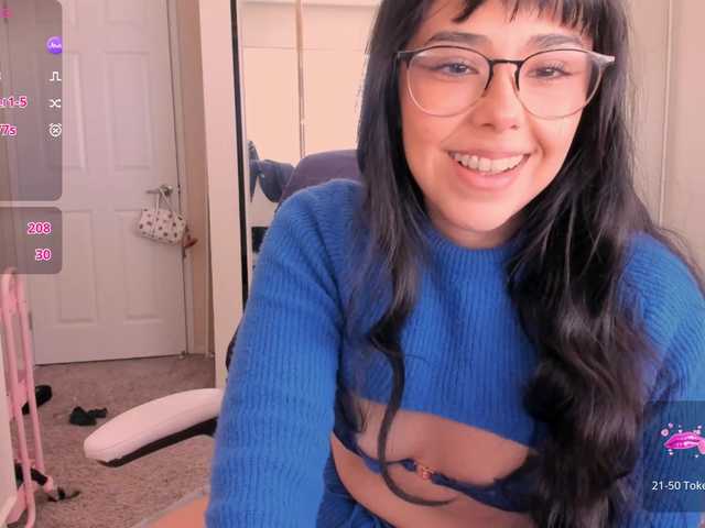 EveeLuna's BongaCams show and profile