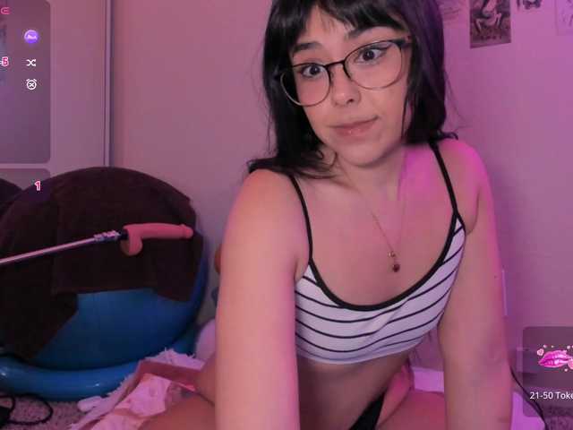 EveeLuna's BongaCams show and profile