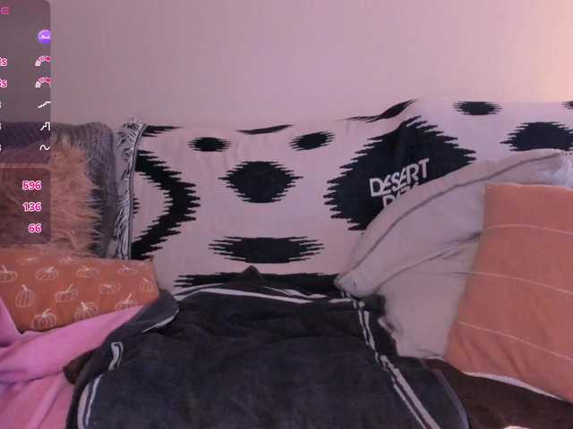 EveeLuna's BongaCams show and profile