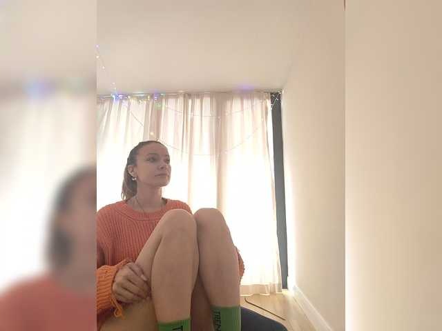 Lola3000's BongaCams show and profile