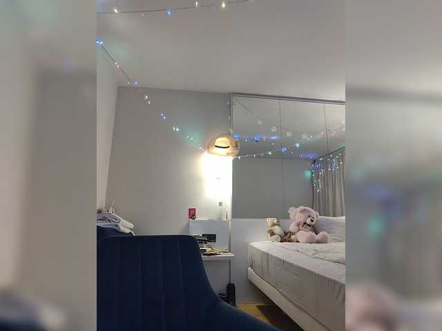 BongaCams Lola3000 is Freechat Lola3000 — I'm charging, I'll be back soon Happy 1st day of Summer