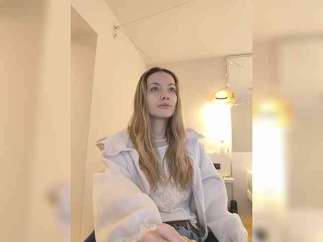 Lola3000 Live Webcam on BongaCams