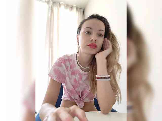 live amateur chat Lola3000