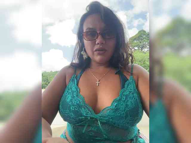 adult chatroom AminaCharm
