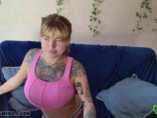 AminaLush webcam