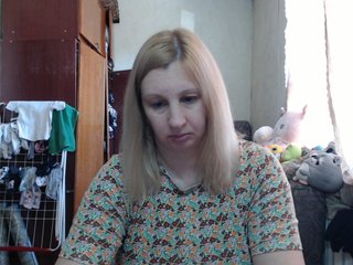 BustyBlondy Porn Show