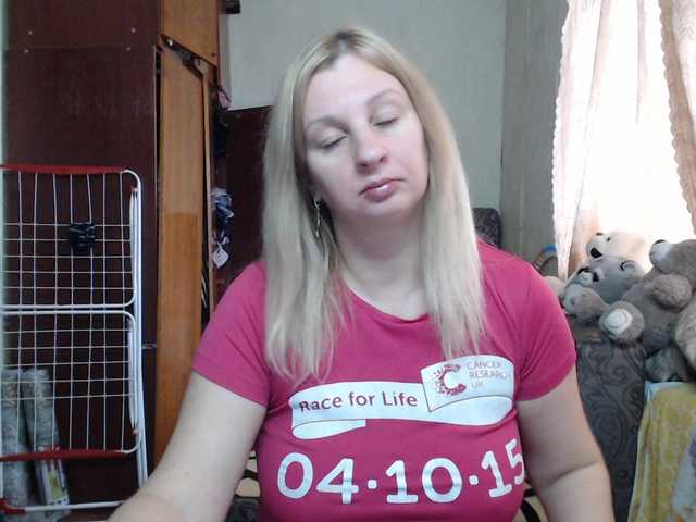 BustyBlondy's BongaCams show and profile