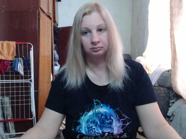 BustyBlondy's BongaCams show and profile