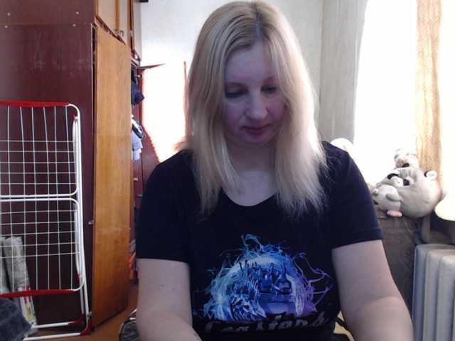 BustyBlondy's BongaCams show and profile