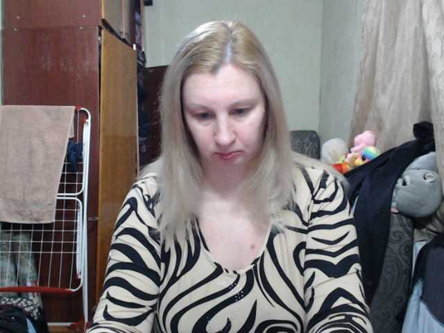 BustyBlondy's BongaCams show and profile