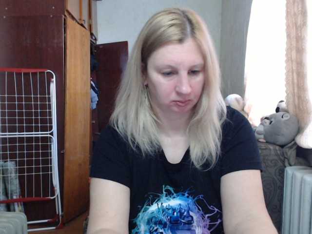 BustyBlondy's BongaCams show and profile