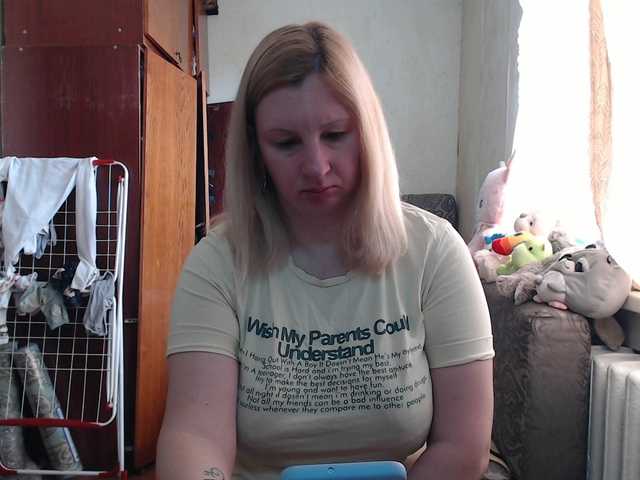 BustyBlondy's BongaCams show and profile