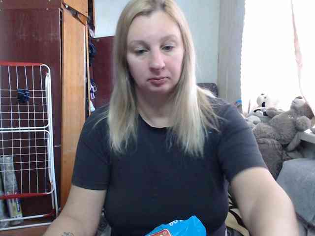 BustyBlondy BustyBlondy