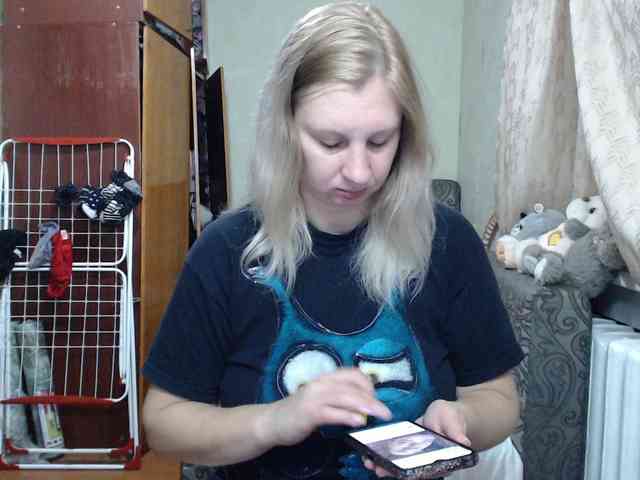 BustyBlondy BustyBlondy