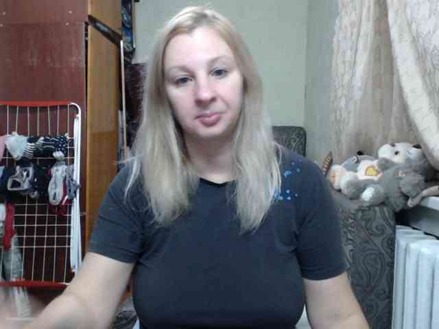 BustyBlondy BustyBlondy