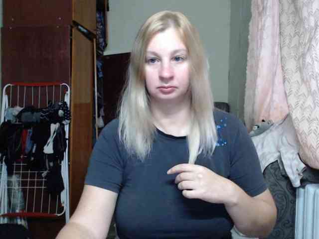 BustyBlondy BustyBlondy