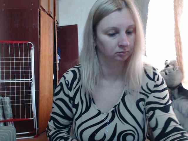 BustyBlondy BustyBlondy