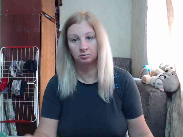 BustyBlondy BustyBlondy