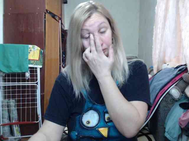 BustyBlondy BustyBlondy