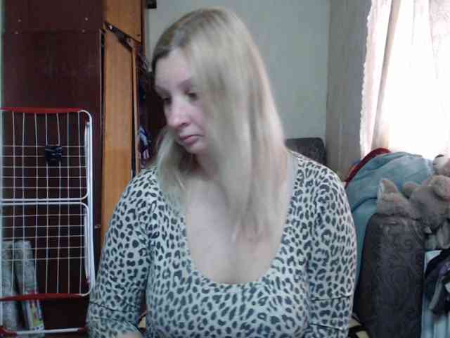 BustyBlondy BustyBlondy