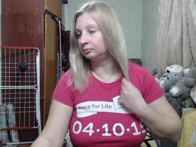 BustyBlondy BustyBlondy