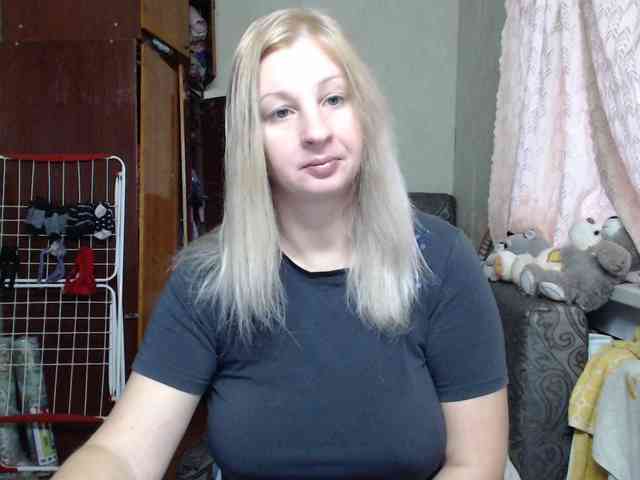 BustyBlondy BustyBlondy