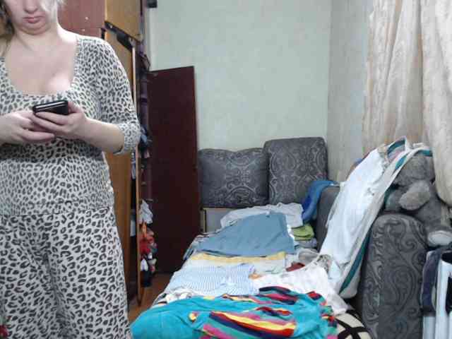 BustyBlondy BustyBlondy