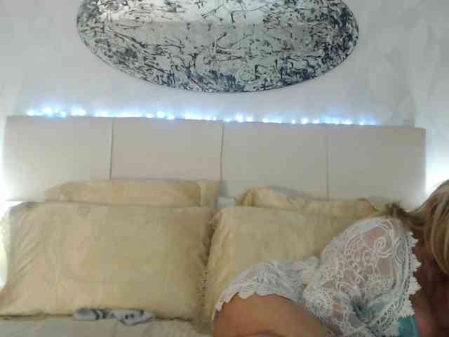 SamantaBlondy webcam