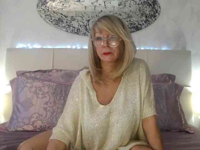 SamantaBlondy webcam