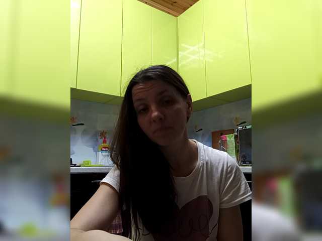 MarinaQwert's BongaCams show and profile