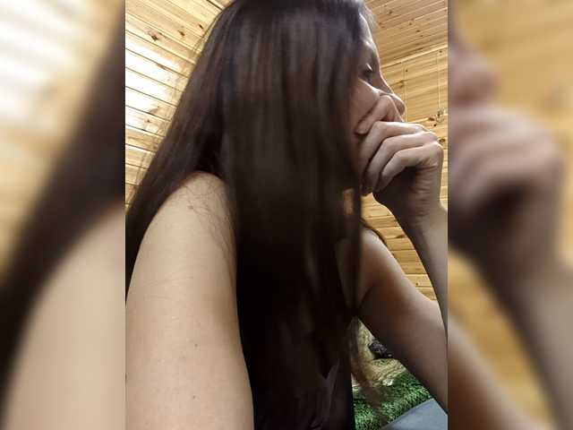 MarinaQwert's BongaCams show and profile