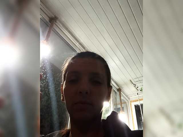 MarinaQwert's BongaCams show and profile