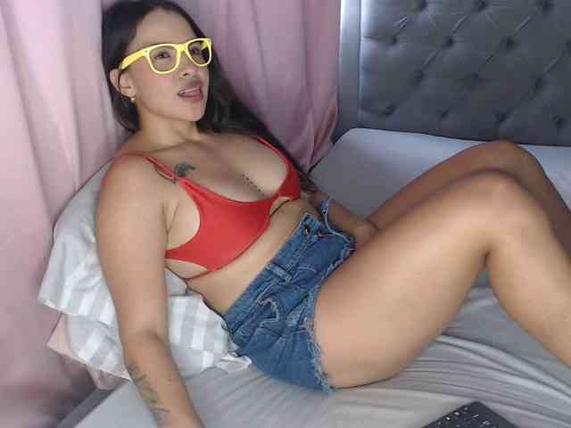 Sexybbianca webcam
