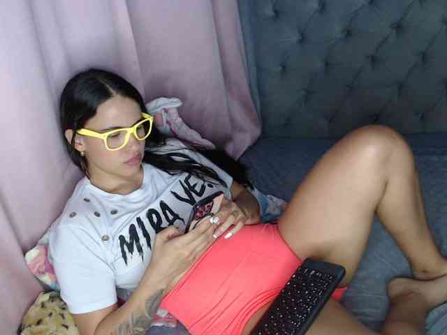 Sexybbianca webcam