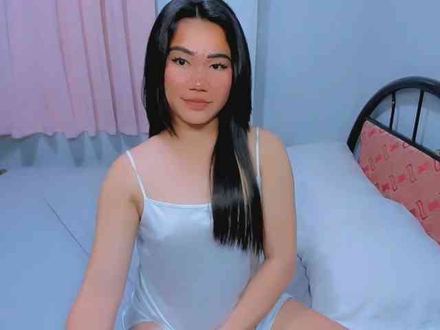 GIRLwithCOCK Live Webcam on BongaCams