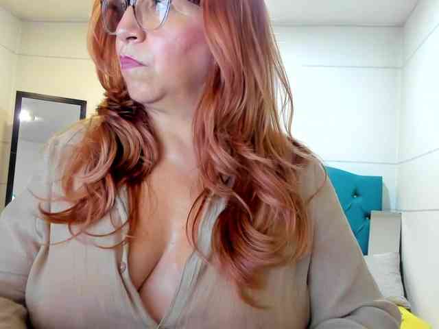 valerysweett1 webcam