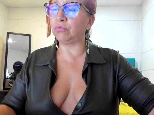 valerysweett1 webcam