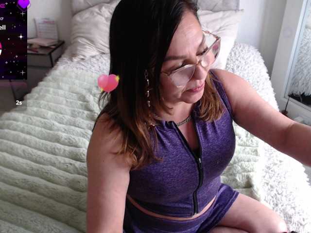 Myrnasexxx's BongaCams show and profile