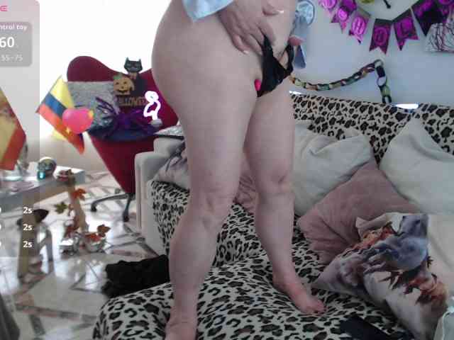 Myrnasexxx webcam