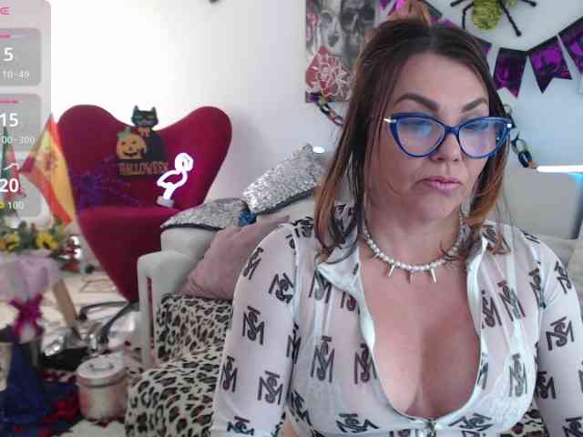 Myrnasexxx webcam
