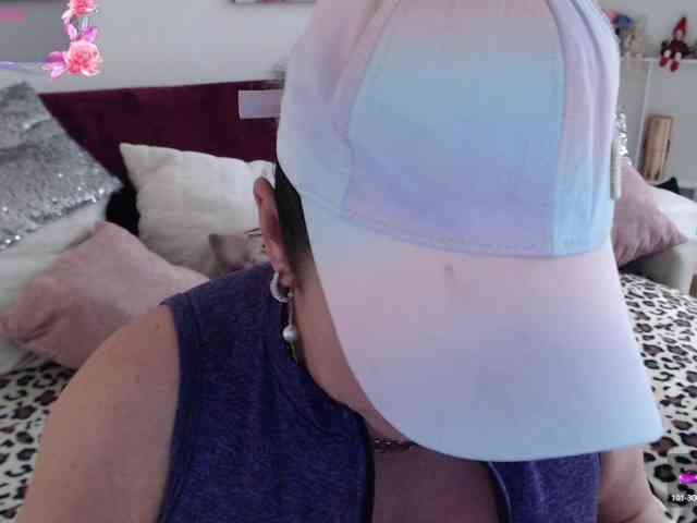 Myrnasexxx webcam