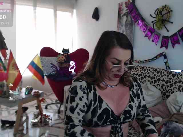 Myrnasexxx webcam